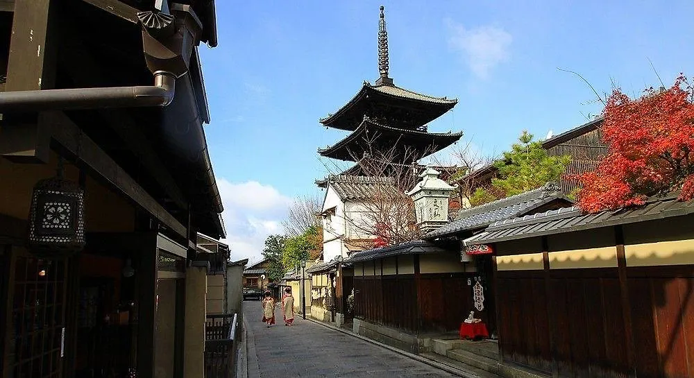 The B Kyoto Sanjo Hotel